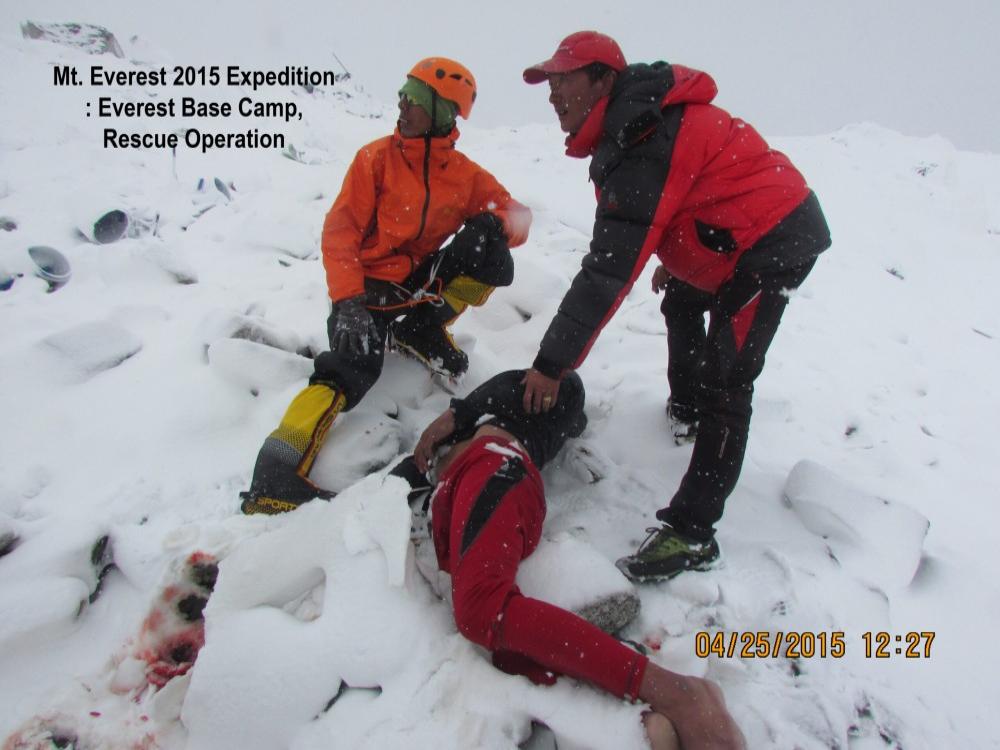 Everest-Base-Camp-Rescue-Operation-3-scaled.jpg
