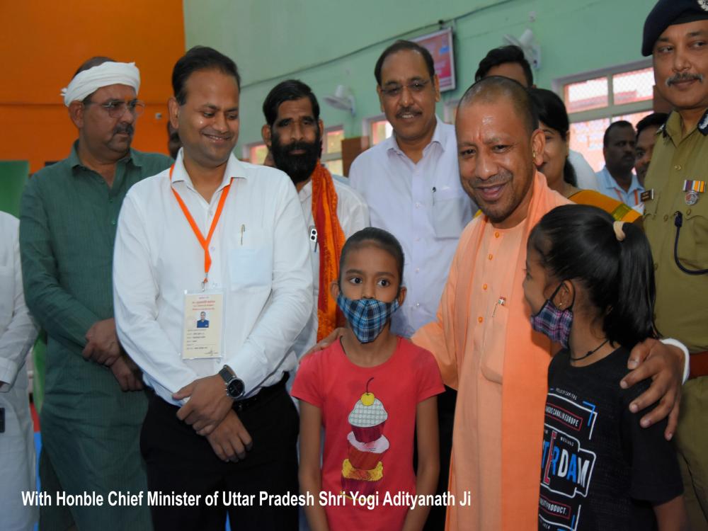 15-with-Honble-CM-of-UP-Shri-Yogi-Adityanath-Ji-5-scaled.jpg
