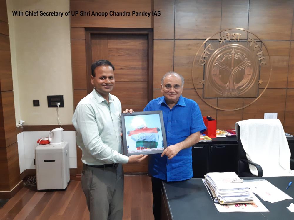 with-Chief-Secretary-of-UP-Shri-Anoop-Chandra-Pandey-IAS-scaled.jpg